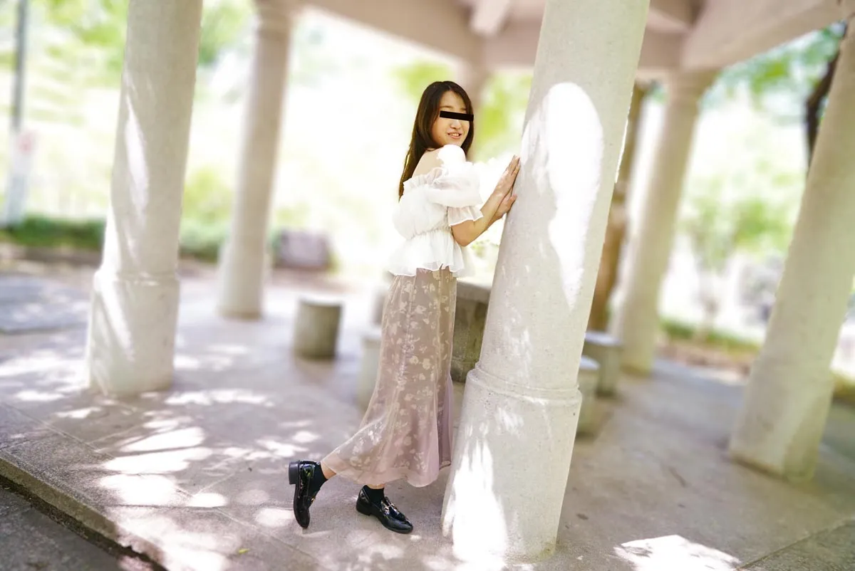 ガッ尻 ～鎖骨がキレイな天然むすめの初アナルは大成功！～-3