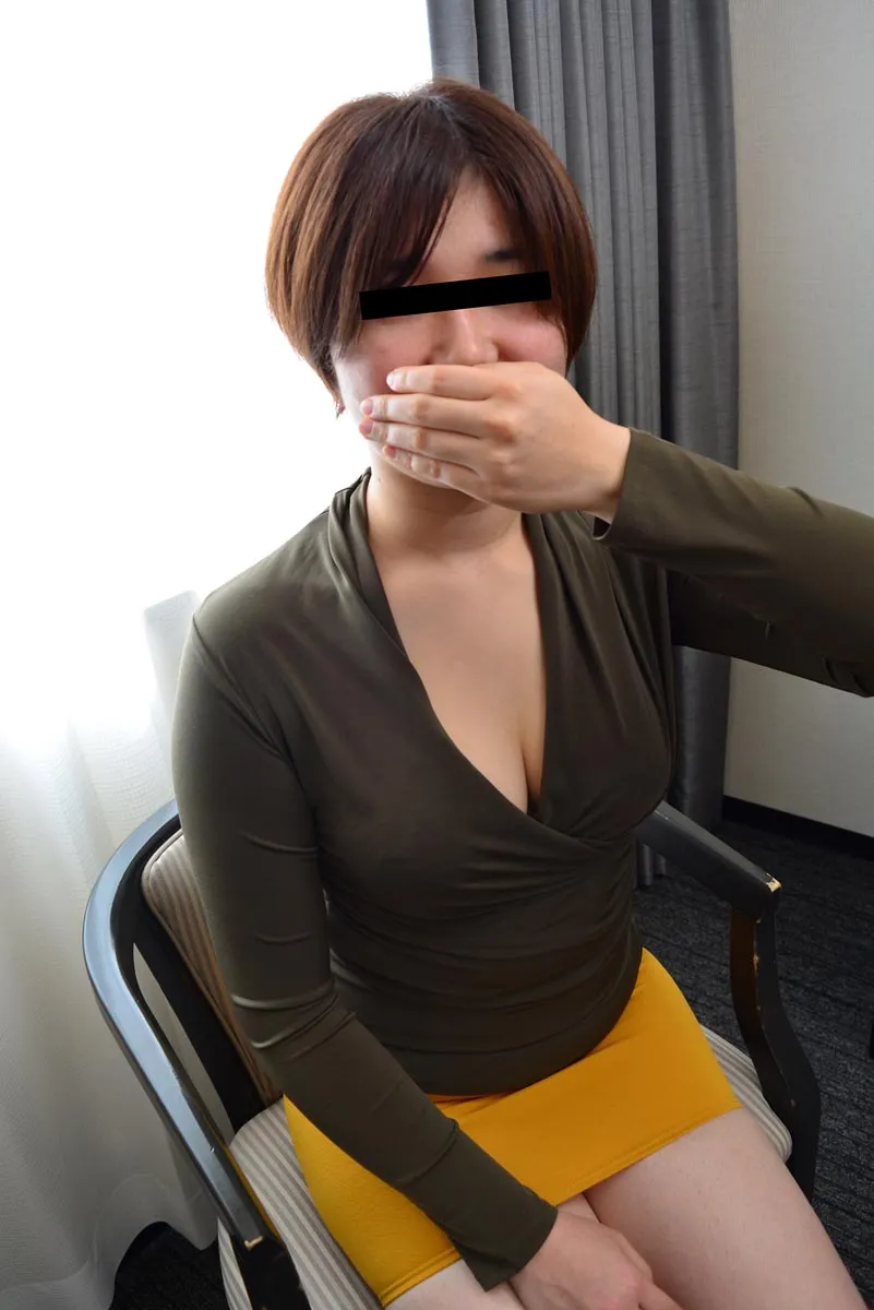 初心なFカップ娘を潮吹かせガンガン突く！-2