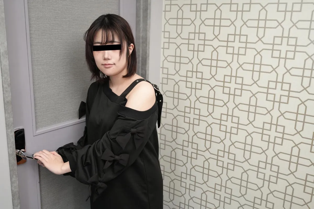 愛しのデリヘル嬢が自ら生挿入希望！-1