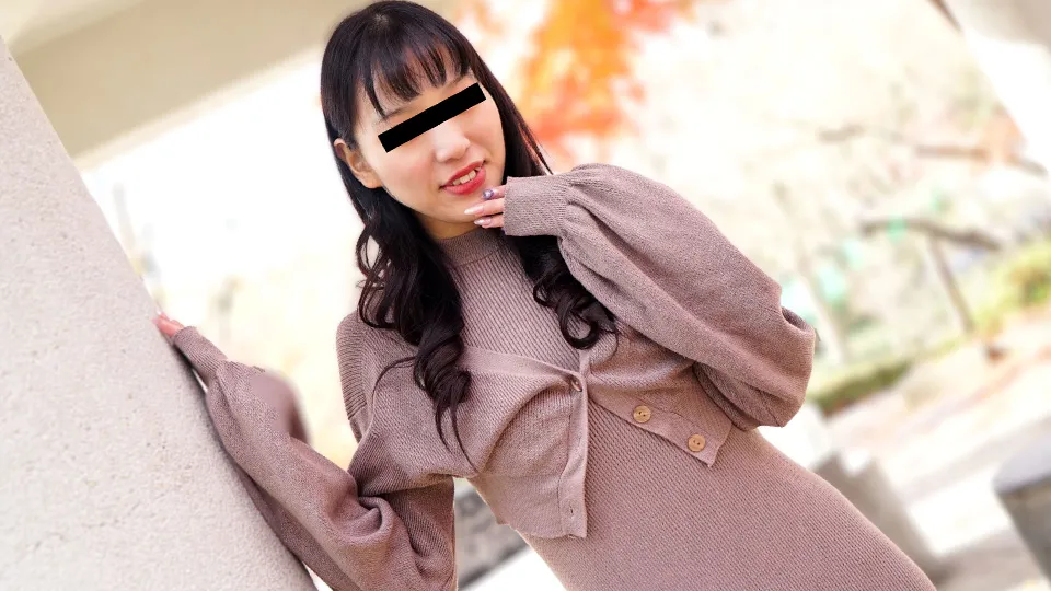 八重歯が可愛い娘にはドッキリ即ハメ3P！二連続中出し！