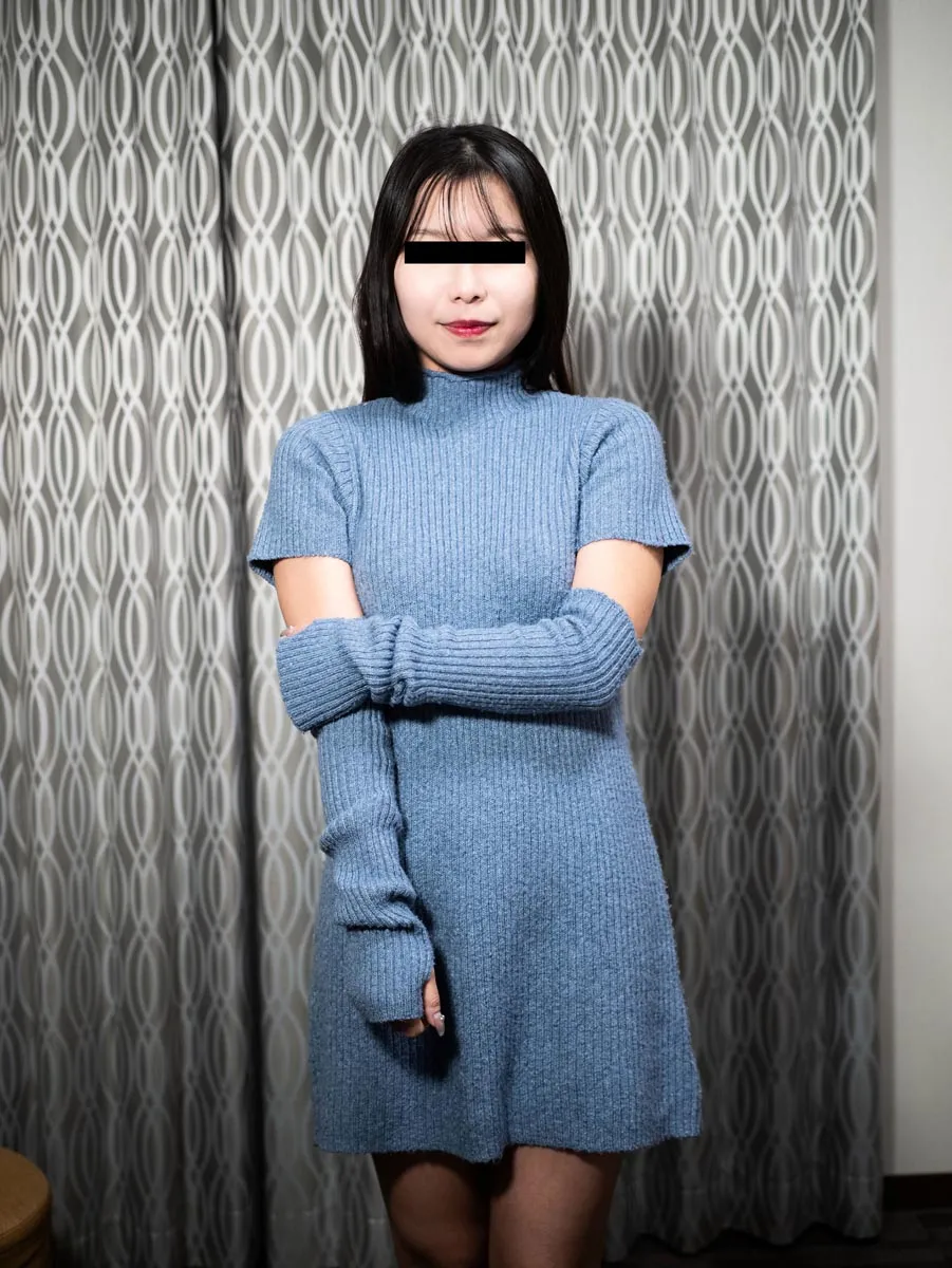 裏オプを持ちかけるコスプレリフレ嬢-2