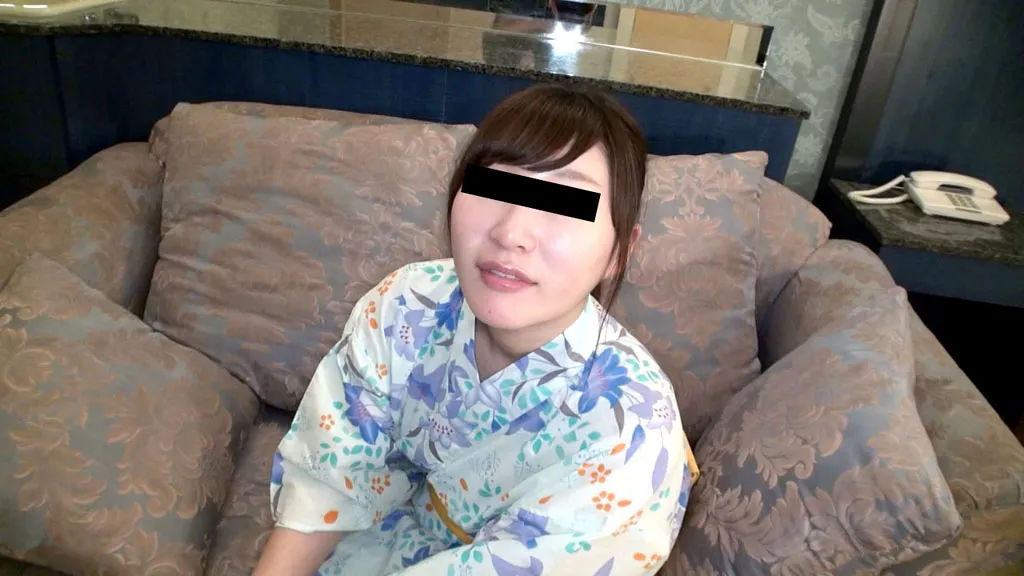 淫らに興奮する浴衣美人に初ごっくんしてもらいました-1