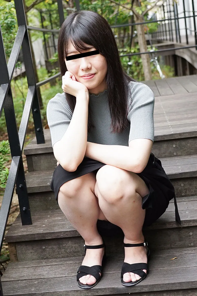 卑猥なランジェリーでヤル気満々の素人むすめとハメまくり！-3