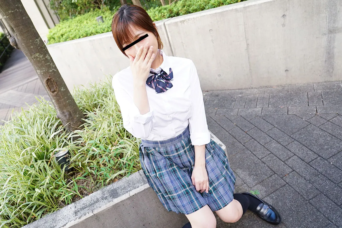 制服時代 ～ずーっとイジられイカされながらもカメラ目線～-2