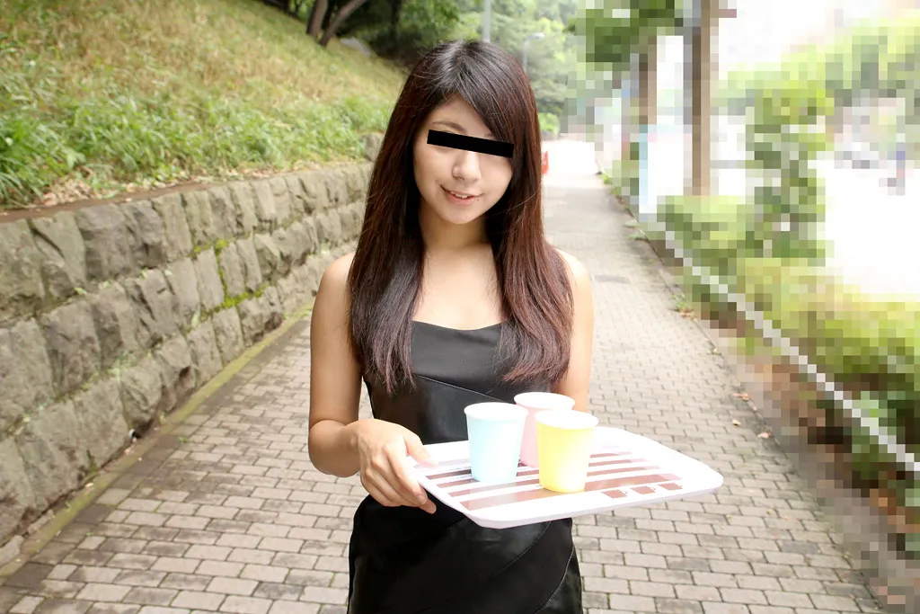 ビールのキャンペーンガールを酔わせたらドスケベな本性が露わに-2