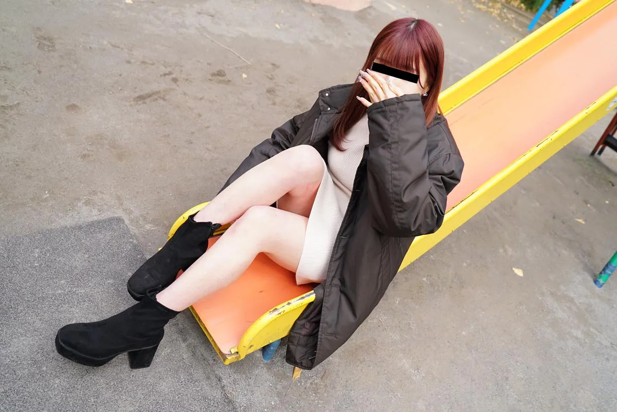 舐めるの大好きな舌ピ娘をナンパでゲット-3