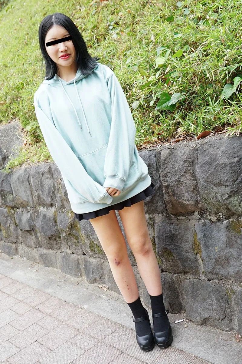 キスを交わし合いながら中出しSEX-1