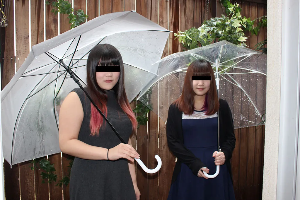 おんな友達といっしょ 〜仲のいい先輩と乱交パーリーしちゃった〜-1