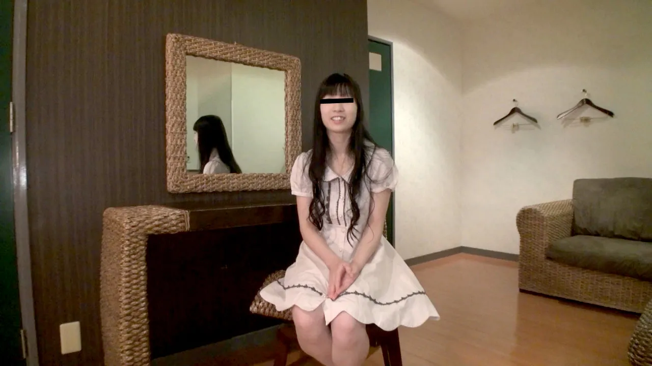 精子は飲むものだと元カレに調教されまくった素人むすめ-2