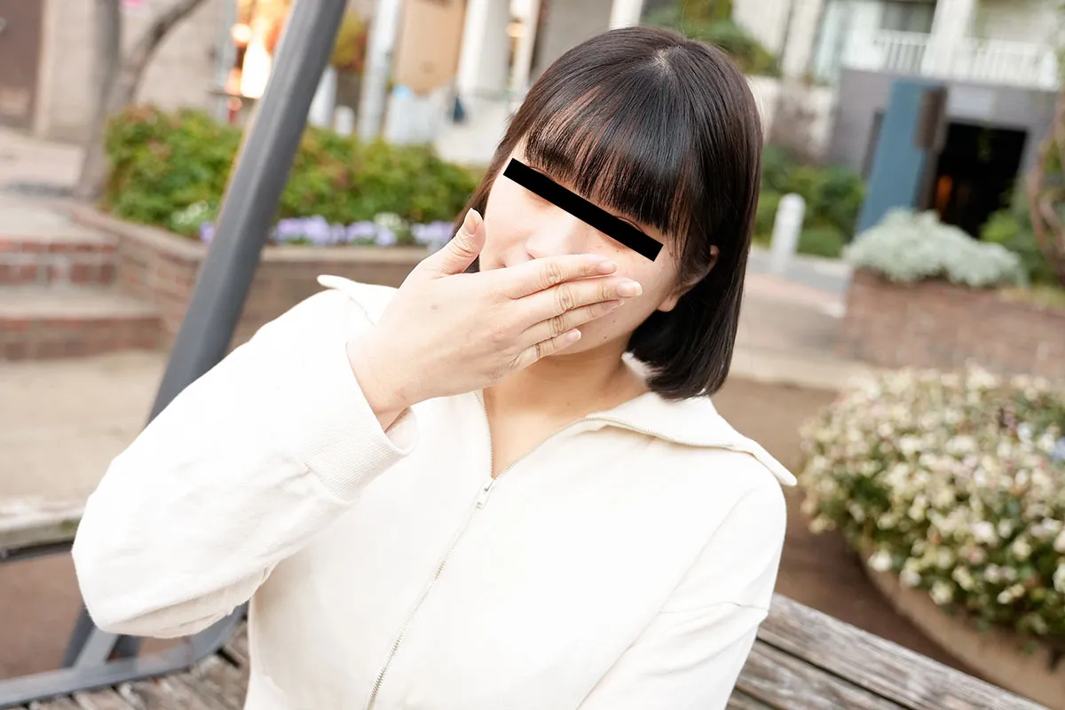 巨乳デリヘル嬢の極上裏オプ神サービス！-1