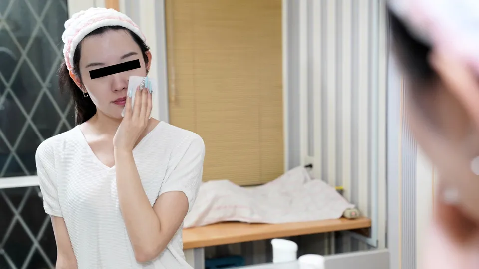 すっぴん素人 ~すっぴんも可愛いスレンダー美巨乳娘~