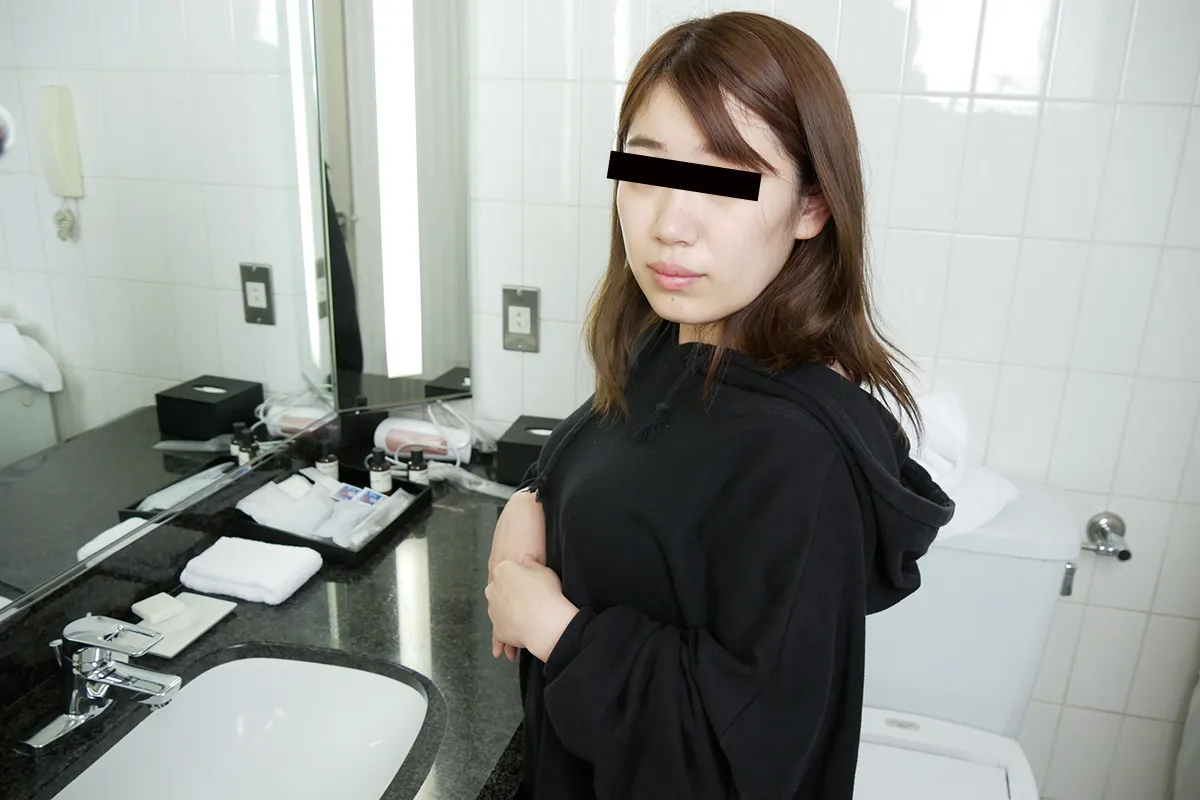 すっぴん素人 ～お泊りのエッチの日も化粧は落とさないのに～-2