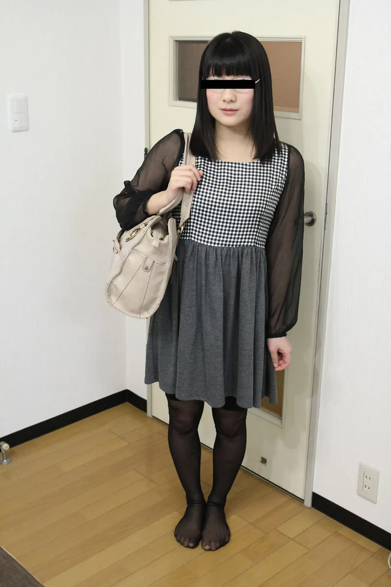 素人AV面接 〜官能小説好きの地味なメガネ女子が応募してきた〜-1