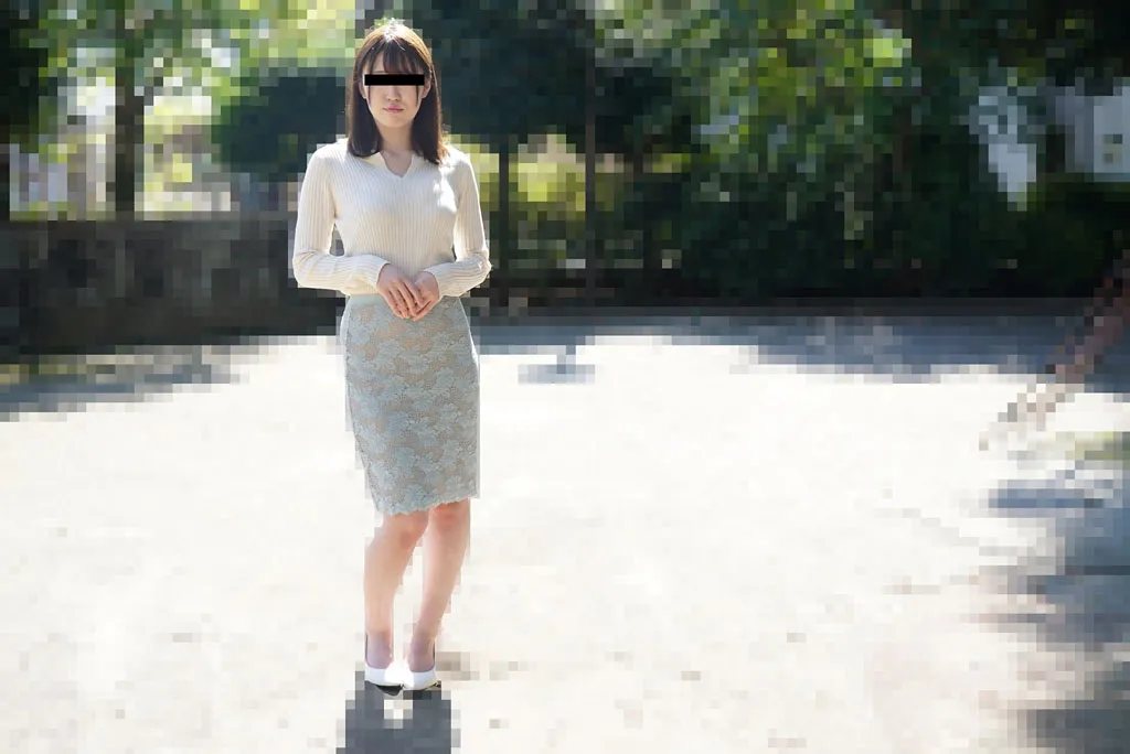 素人AV面接 ～純真無垢でスタイル抜群の女子大生がまさかのAV出演～-2