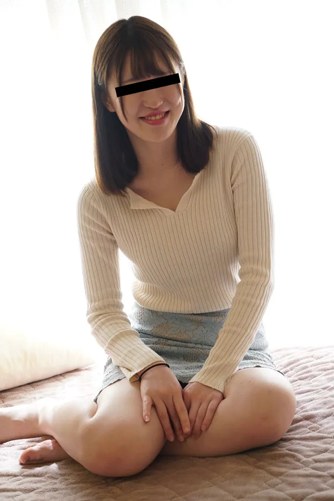 素人AV面接 ～純真無垢でスタイル抜群の女子大生がまさかのAV出演～-3