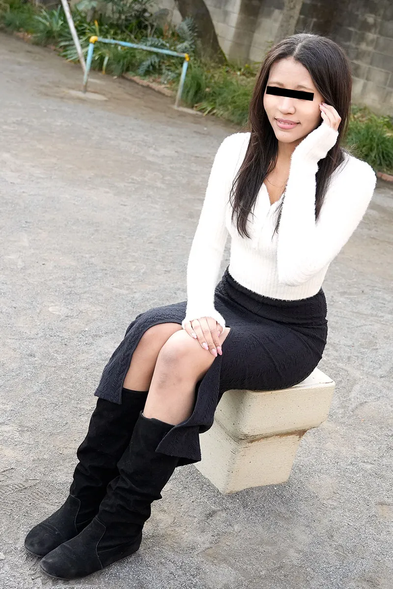 全身リップでご奉仕するハーフモデル-3