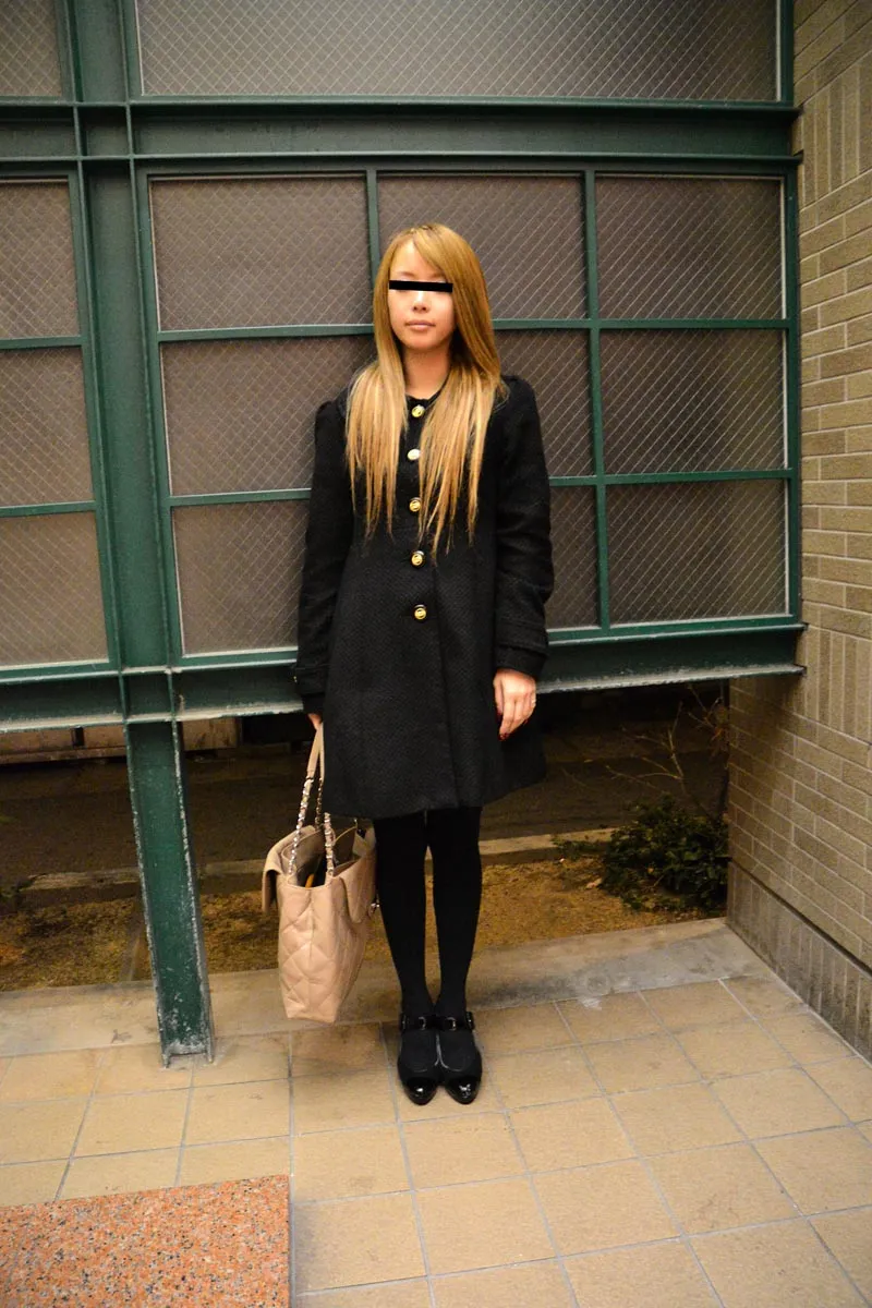 若妻が性欲を満たすためにアルバイト-1