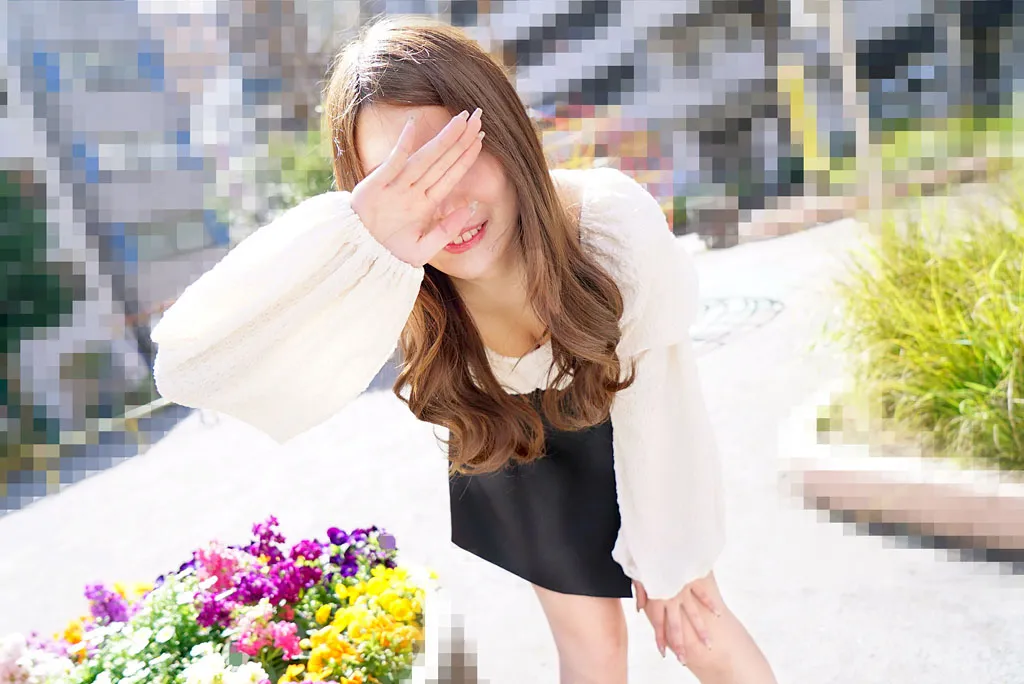 スタイル抜群!エロ過ぎるオネダリ上手な極上素人娘-1