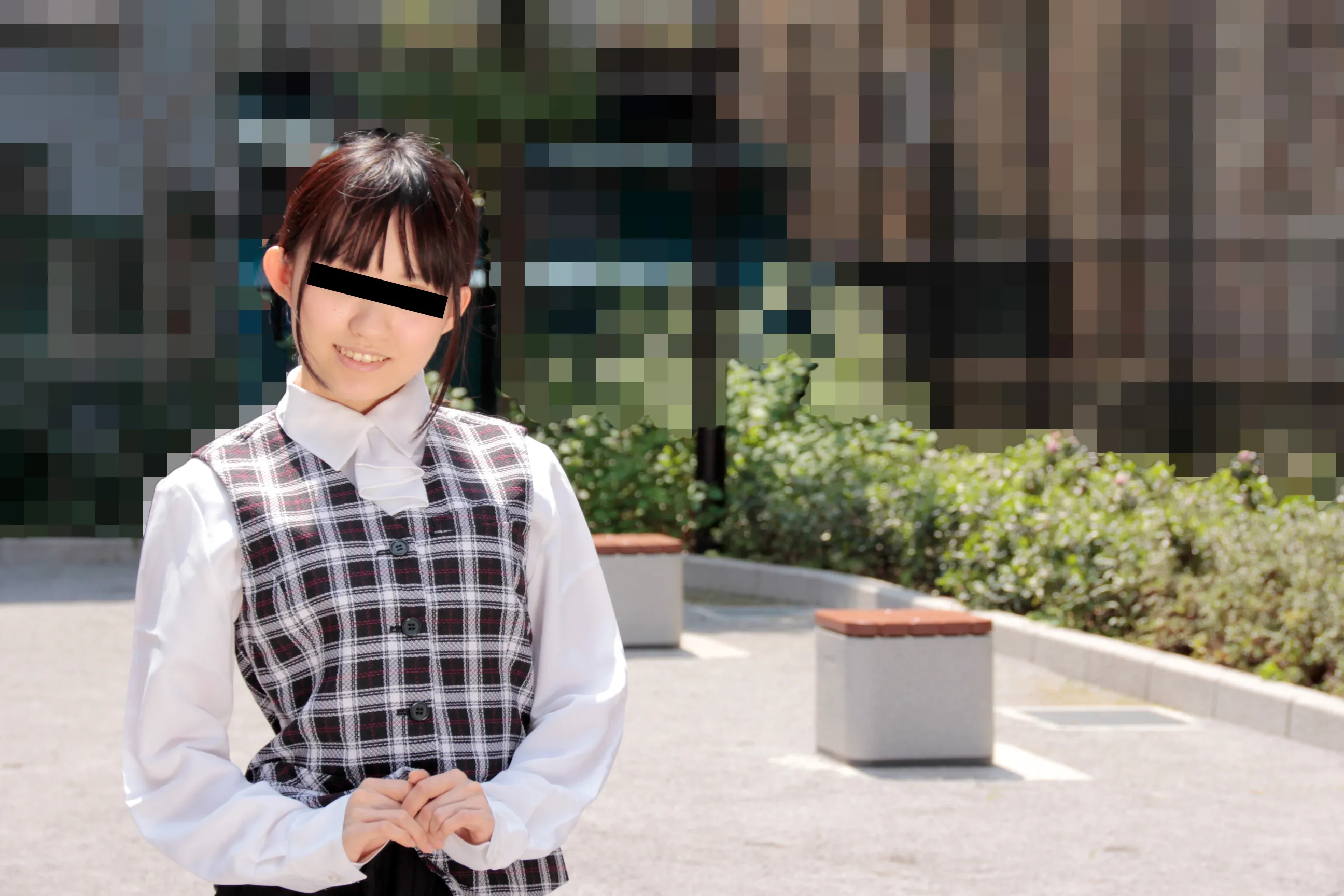 弱みを握った会社の女子社員をラブホへ呼び出して中出ししちゃいました-3