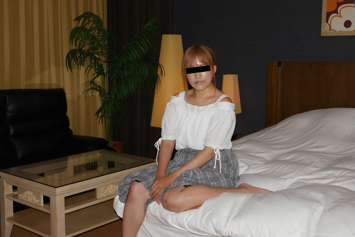 アパレル店員が初めてのAV撮影に挑戦-2